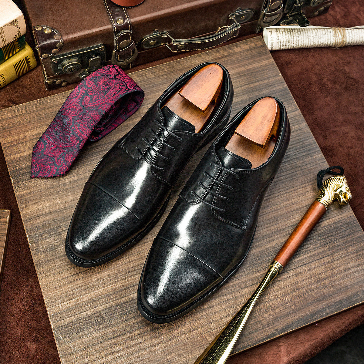 Three-Joint Leather Shoes Round Toe Strap Head Layer Cowhide