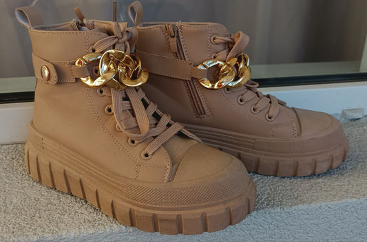 Women High Sneakers Fashionable Shoes
