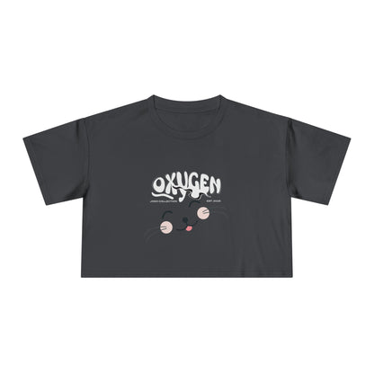 Cute Cat Graphic Women's Crop Tee - Stylish Black Top for Casual Outings.