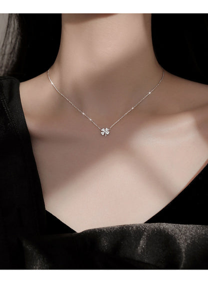 New Female Clavicle Chain, Light Luxury, Niche Sense Of Luxury