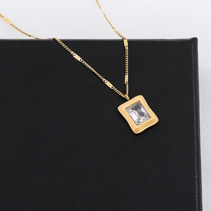 Sugar Cube Womens Gold Necklace Pendant Cold Wind Does Not Fade