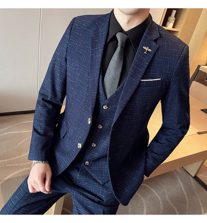 Fashion Mesh Plaid Men Tuxedo Three-piece Suit.