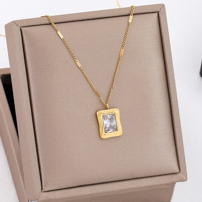 Sugar Cube Womens Gold Necklace Pendant Cold Wind Does Not Fade